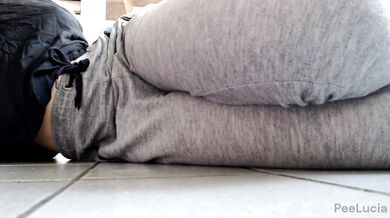 PEEGASM ! AFTER HOLDING 1 HOUR I finally relaxed and peeing completely LISTEN ME intimate