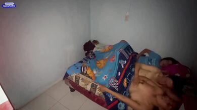 POLYAMOR - HOMEMADE THREESOME WITH MY TWO HORNY WOMEN, REAL SEX.