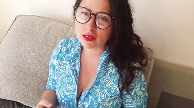 Suddenly step-SON massaged step-Mom mouth with huge creampie