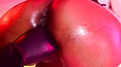 Fingering this Ebony Clit PT.1