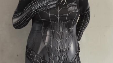 Cewek COSPLAY SPIDERMAN Indo – Pantat Besar Body Sempurna Tease