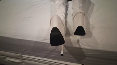 Milf in leather clothes and tall boots fetish perfect blowjob