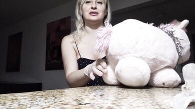 ANAL TRAINING FOR BEGINNERS • Dildo • Anal Work • Femdom • Fetish • Luddo Vicka