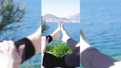kiss my feet