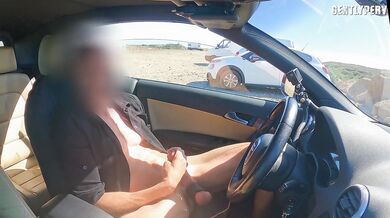 PARKING LOT BITCHES: two fit ladies show me their perfect bodies and let me cum for them