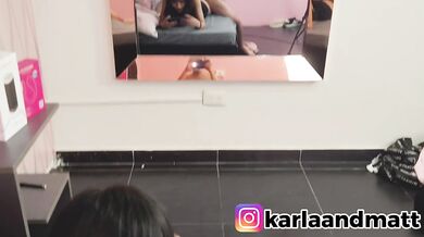 I let her play on my cell phone to use her ass and pussy