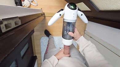 I accidently stepping into my roommate room while she was masturbating