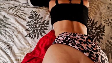 Playing the new game of blind hen with my stepsister... It didn't go as planned! CREAMPIE ACCIDENTAL1