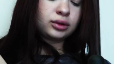 SOLO PUSSY THROBBING FURIOUSLY, CUM SPRAYS HIGH