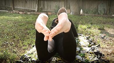 Long Outdoor Foot Worship Pov Of Her Feet With Smelly Socks Ans Vans