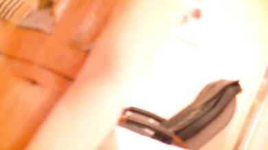 Young wife pet Reina, inserting a penis other than her husband's cheeks and inserting it without a condom!