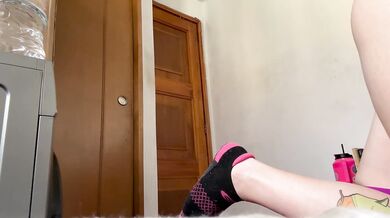 POV: Big Ass Blonde Up skirt in the Gym
