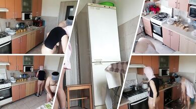 Amateur couple cooks naked in the kitchen.