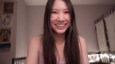 A Man In Charge - Cute Asian Girl Solo ASMR