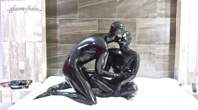 Double dildo fun, Trailer - Gloomy Babe