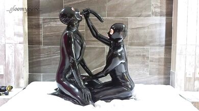 Double dildo fun, Trailer - Gloomy Babe