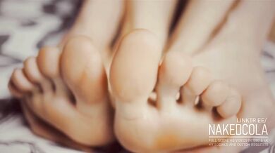 Passionate Foot Worship Licking and Kissing Perfect Toes
