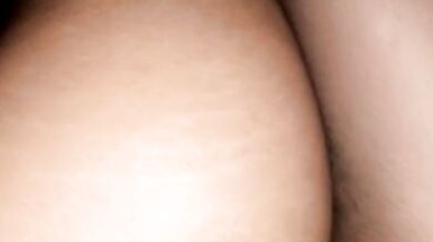 Ebony beauty fucks deep with powerful pussy thrusting fast