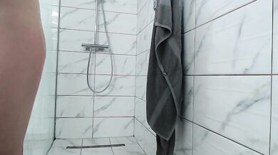 Anal in bathroom