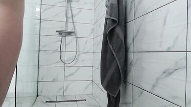 Anal in bathroom