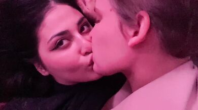 My neighbor seduced me into having lesbian sex.
