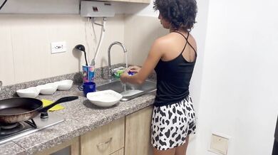 I'm going to work as a plumber and I end up fucking a Latina with big hips