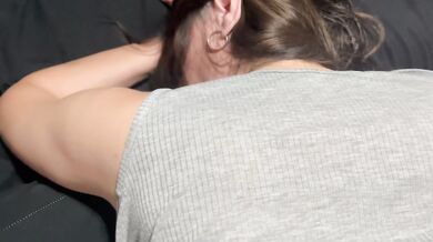 While my boyfriend is taking a bath, his friend quickly fills me with semen; my vagina swallows it so he doesn't notice.
