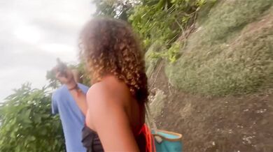 Crotalada Pública Desafia Limites Na Favela De Rio