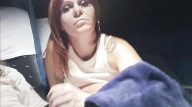 Risky blowjob on the bus
