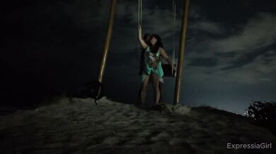 Flashing streets, fierce love, no disguise-ExpressiaGirl style