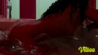 Latina amateur in the jacuzzi enjoying my cock in the water