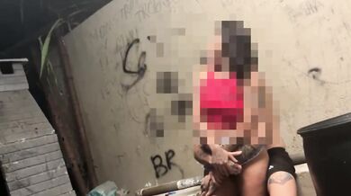 Dluquinha Oficial in wild public blowjob storm