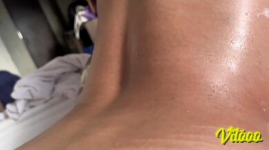Erotic movements of this black-haired Latina - cumshot in her ass