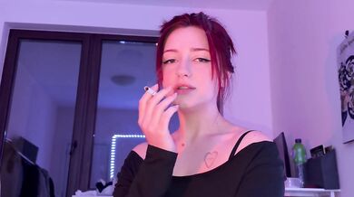 Teen smoking Parliament - SUCK dick, best activity after university