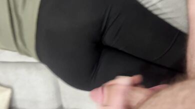 Amateur cum on legs compilation