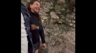 I walk naked in the underground and they see the cars passing by And I show them my tits