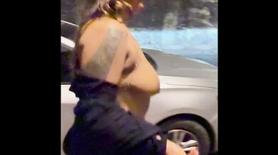 I walk naked in the underground and they see the cars passing by And I show them my tits