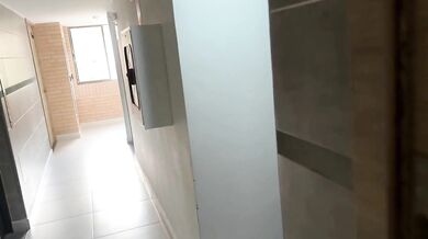 POV: mi vecina friki engaña a su esposo conmigo (me enseña a jugar)