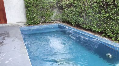 Xaya Nox& @Adelvice : Neighbor's Pool Day - Deepthroat & Extreme Fisting to the Limit