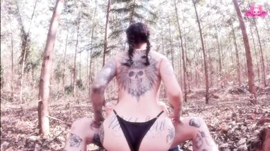 an erotic dream with a round-bootied goth femdom