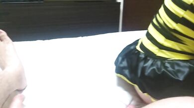 中出し！避妊無しの騎乗位で自ら中出しねだるビッチ素人！