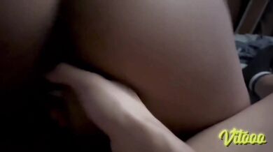 My girlfriend makes me ejaculate semen after sitting on the