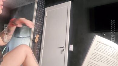 My friend's stepson fucked and cum in my ass.