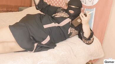 مطلقة مصرية هايجة تتناك من عنتيل يفجر كسها الكبير وتقول احلى كلام سكس عربي