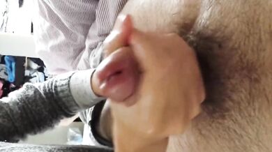 MILF HARD HANDJOB - CUMSHOT