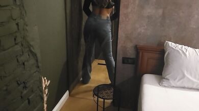 Sexy medical student came to the hotel, she's a virgin, she wanted to see my dick..I cum on her hands