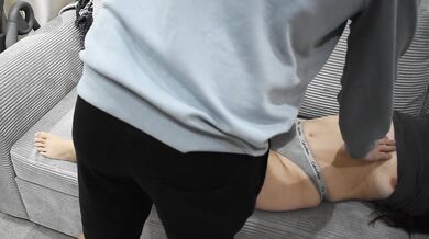 Desperate Peeing my Leggings made him Horny so I Let Him Creampie me - extasy