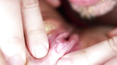 Golden Pussy Clit Lick Pump Orgasm - Demi