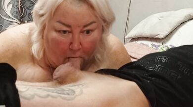 Stepmom sucks cock to get another batch of cum