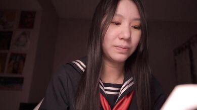 Cute Japanese Girl and Money Problems